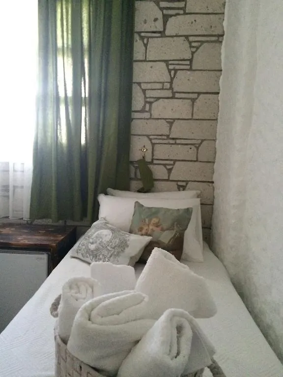 Peroni Hotel Alaçatı Bed & Breakfast